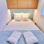 Charmant 3 Pieces, 2 Chambres, Lumineux, Vue Degagee, Balcon & Parking Prive דירה