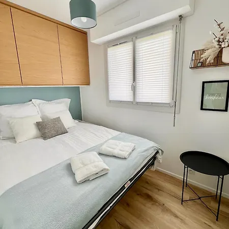 3 Pieces, 2 Chambres, Lumineux, Vue Degagee, Balcon & Parking Prive * Villers-sur-Mer