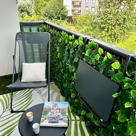 3 Pièces, 2 Chambres, Lumineux, Vue Dégagée, Balcon&parking Privé Apartamento