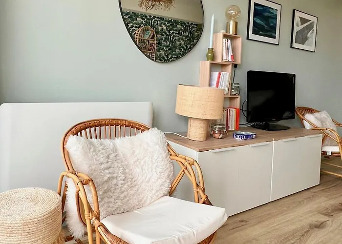 公寓 Joli 3 Pieces, 2 Chambres, 6 Personnes, Clair, Vue Degagee, Balcon & Parking Prive *