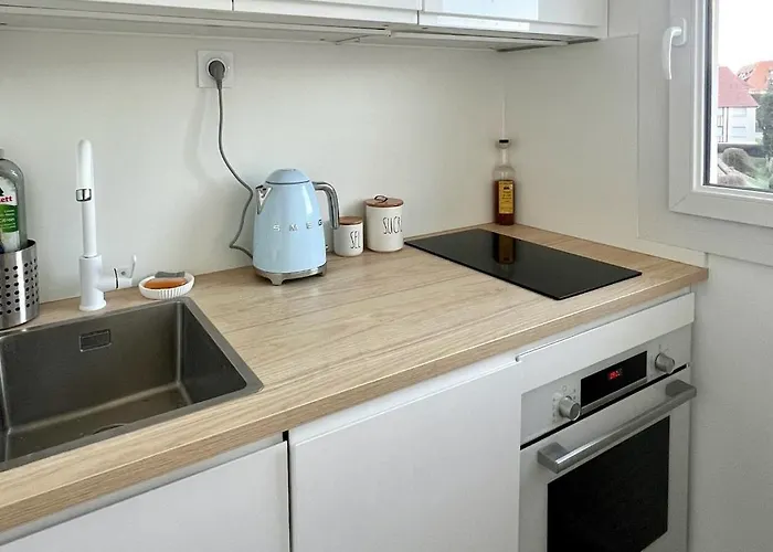 Apartment Joli 3 P Lumineux, Vue Degagee, Balcon Et Parking