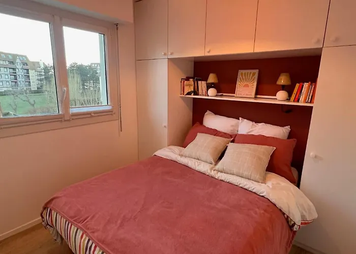 Joli 3 P Lumineux, Vue Degagee, Balcon Et Parking Apartment *