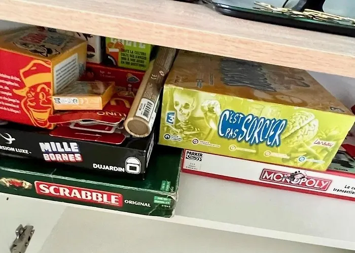 Joli 3 Pieces, 2 Chambres, 6 Personnes, Clair, Vue Degagee, Balcon & Parking Prive 公寓 滨海维莱